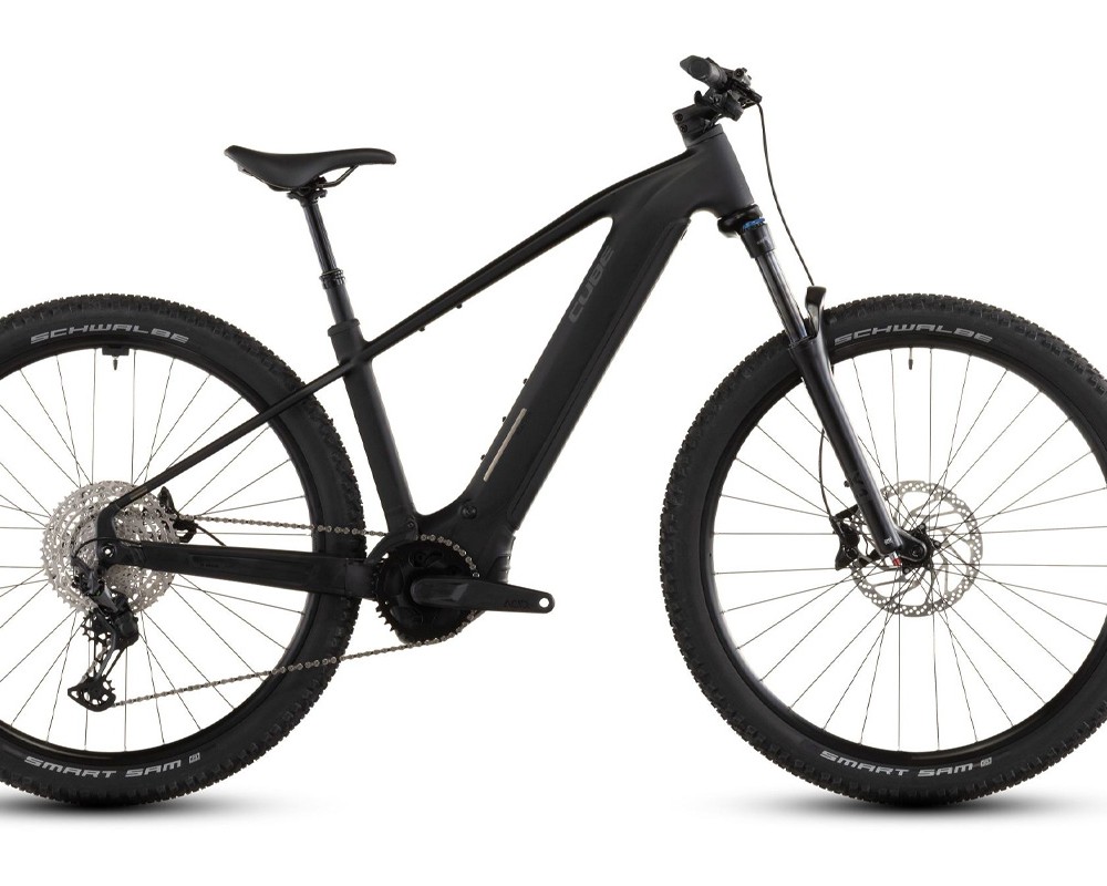 Cube Reaction Hybrid Pro Blackline 800