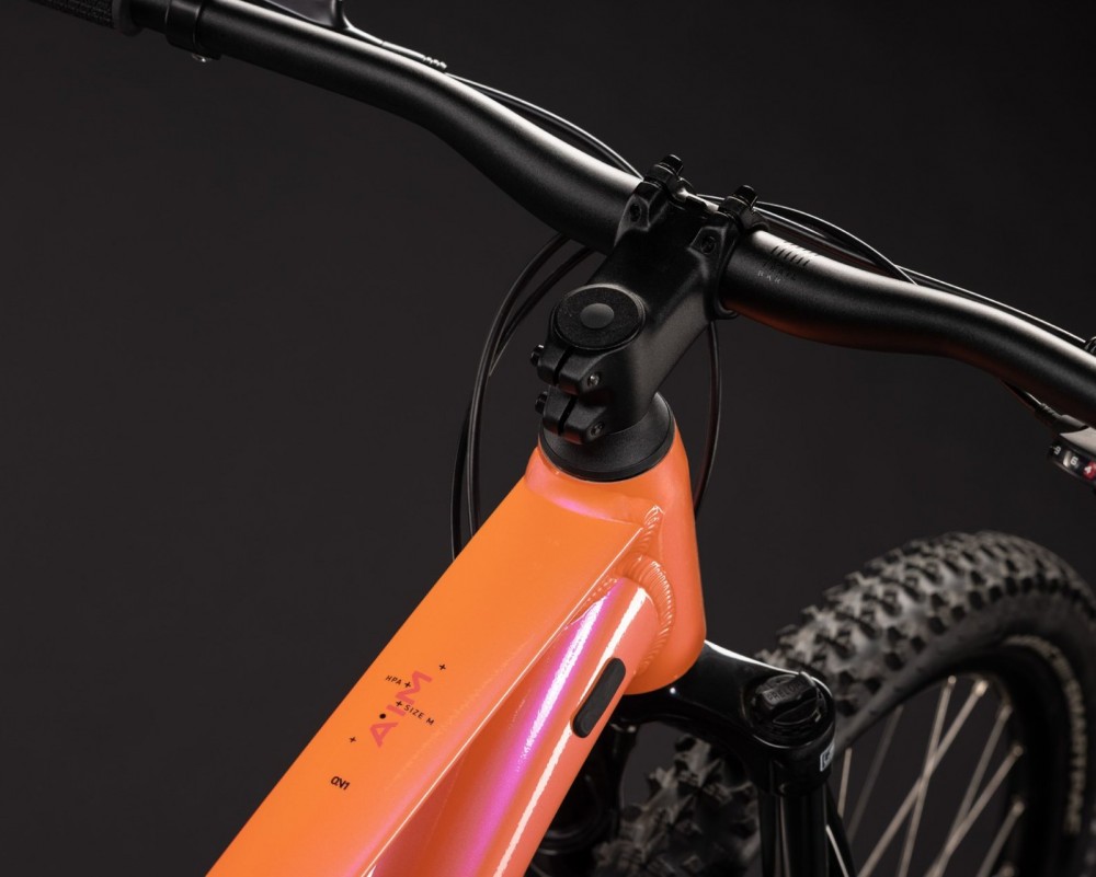 Cube Aim One Salmon/Black